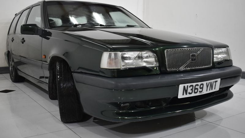 NO RESERVE! - 1995 Volvo 850 T5-R For Sale (picture 1 of 73)
