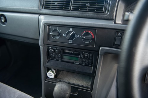 NO RESERVE - 1997 Volvo 940 2.3 Estate à vendre (picture 19 of 116)