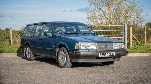 NO RESERVE - 1997 Volvo 940 2.3 Estate à vendre (picture 1 of 116)