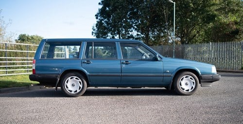NO RESERVE - 1997 Volvo 940 2.3 Estate à vendre (picture 3 of 116)