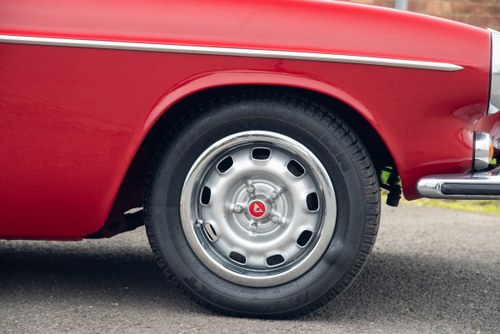 1973 Volvo P1800 ES For Sale (picture 13 of 157)