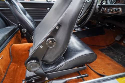 1971 Volvo P1800E Te koop (foto 43 van 132)