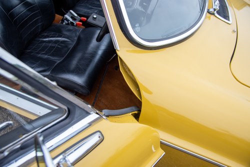 1971 Volvo P1800E Te koop (foto 32 van 132)