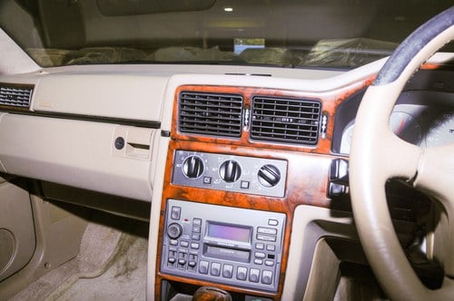 1999 Volvo S90 ‘Royal’ LWB zum Verkauf (Bild 41 von 92)