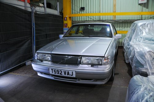 1999 Volvo S90 ‘Royal’ LWB zum Verkauf (Bild 1 von 92)