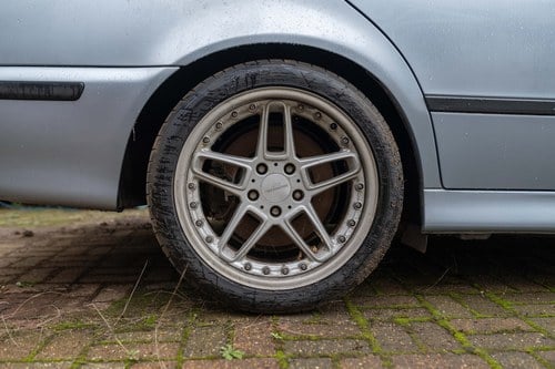 2001 BMW E39 M5 Te koop (foto 18 van 227)