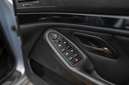 2001 BMW E39 M5 Te koop (foto 98 van 227)