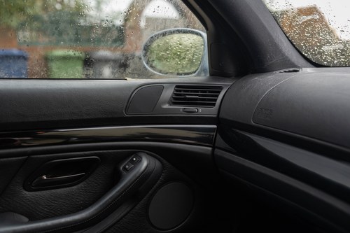 2001 BMW E39 M5 Te koop (foto 60 van 227)