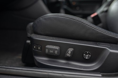 2001 BMW E39 M5 Te koop (foto 74 van 227)