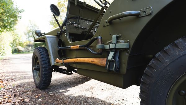 1942 Willys MB Jeep and Artillery Trailer For Sale (picture :index of 96)