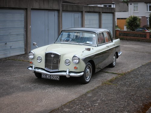 1966 Wolseley 6/110 For Sale (picture 1 of 159)