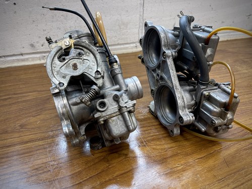 1985 Yamaha RD500LC à venda (imagem 74 de 107)