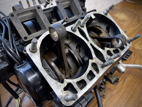 1985 Yamaha RD500LC à venda (imagem 61 de 107)