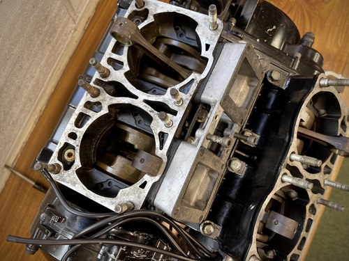 1985 Yamaha RD500LC à venda (imagem 64 de 107)