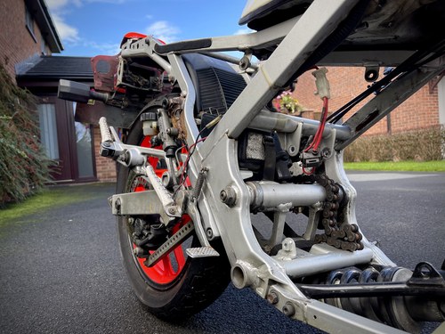 1985 Yamaha RD500LC à venda (imagem 52 de 107)