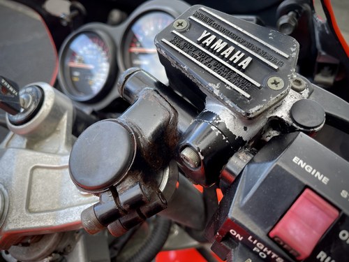 1985 Yamaha RD500LC à venda (imagem 25 de 107)