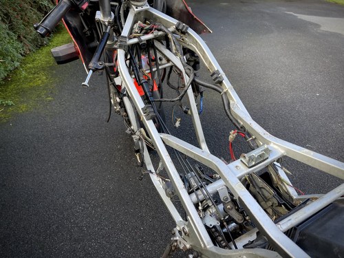 1985 Yamaha RD500LC à venda (imagem 55 de 107)