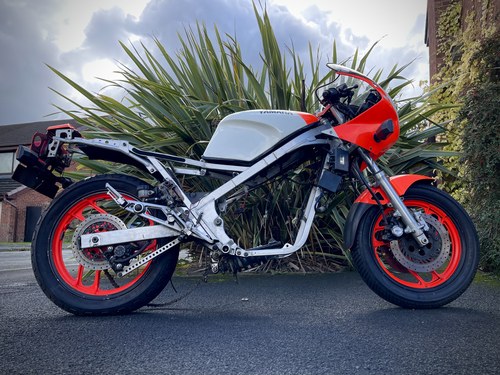 1985 Yamaha RD500LC à venda (imagem 7 de 107)