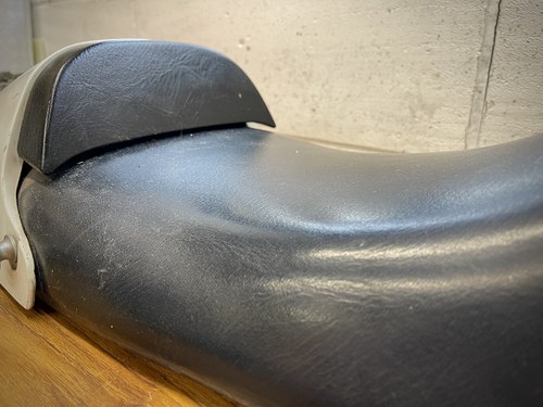 1985 Yamaha RD500LC à venda (imagem 104 de 107)