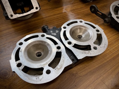 1985 Yamaha RD500LC à venda (imagem 76 de 107)