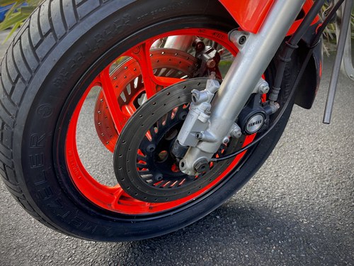 1985 Yamaha RD500LC à venda (imagem 42 de 107)