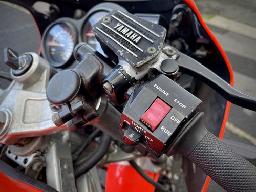 1985 Yamaha RD500LC à venda (imagem 24 de 107)