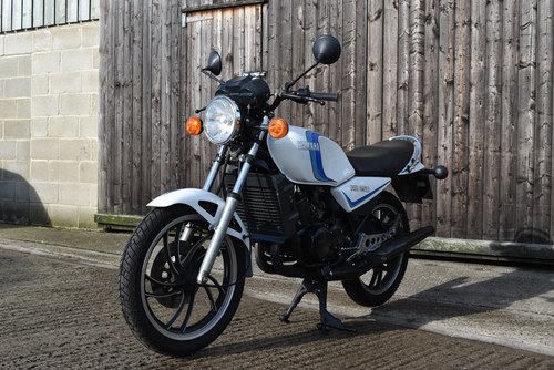 1980 Yamaha RD250LC à vendre (picture 6 of 41)