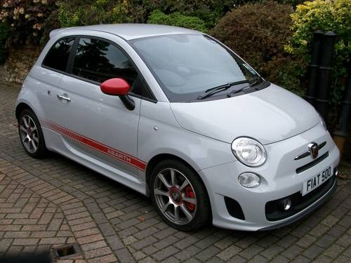 2009 Abarth Fiat 500 only 15000 miles from new. In vendita