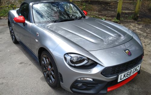 2018 Abarth 124 Spider (picture 1 of 19)
