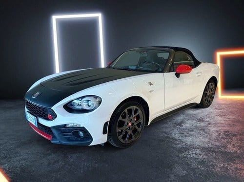 2017 Abarth 124 Spider LTD Scorpione