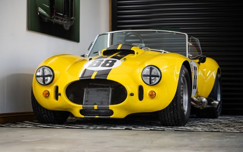 2005 DWR Shelby AC Cobra Replica