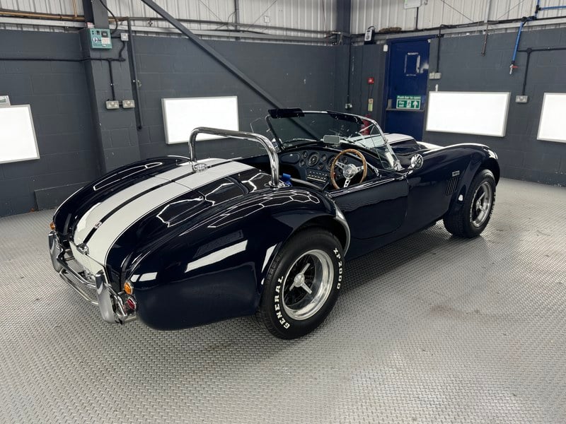 Rapid Classics: Eine Suche. Alle Oldtimer. 11 » Rapid Classics: Eine Suche. Alle Oldtimer. AC Cobra (Gravetti Engineering Replica