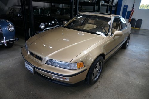 1991 Acura Legend L 5 spd Coupe with 64K orig miles VENDU