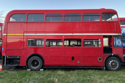 Picture of Routemaster bus for static use