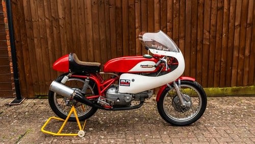 1962 Aermacchi 250 Ala D’Oro replica