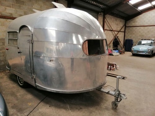 Stunning 1949 Airstream Wee Wind For Sale