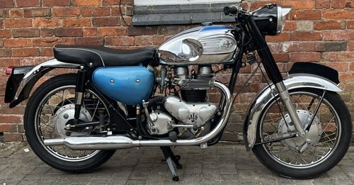 1964 AJS 31CSR 650cc beautiful all round condition A vendre