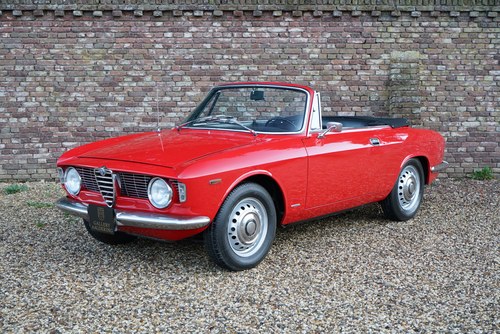 1966 Alfa Romeo Giulia Sprint GTC only 998 made! Touring body In vendita