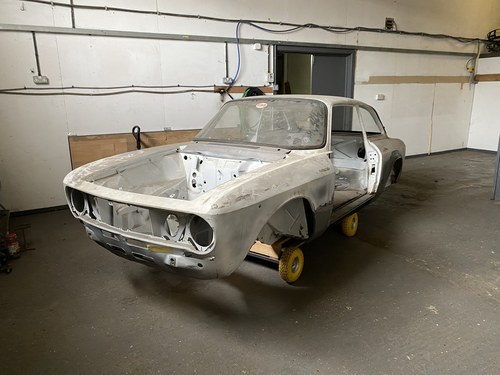 1971 Alfa GT Junior Project - most welding done For Sale