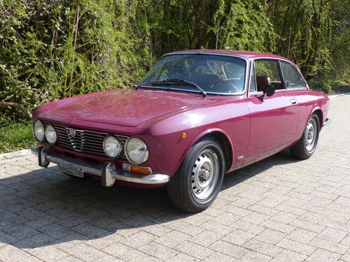1973 Well-preserved Alfa Bertone GTV, engine overhauled In vendita