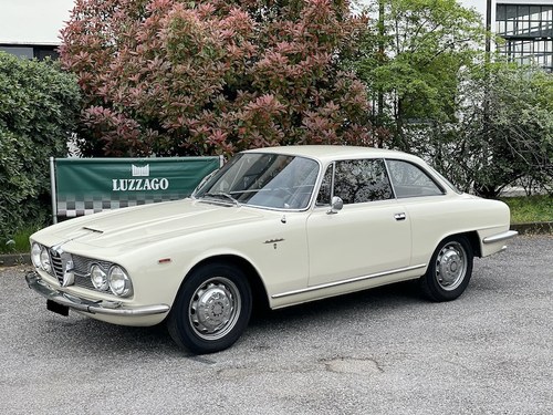 1966 Alfa Romeo - 2600 Sprint S2 (106.02) For Sale