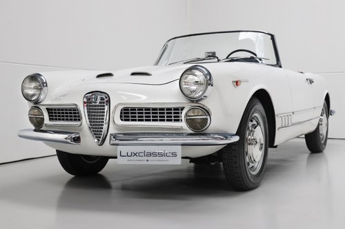 1960 Alfa Romeo 2000 - 9