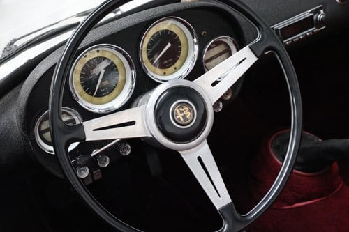 1960 Alfa Romeo 2000 - 8