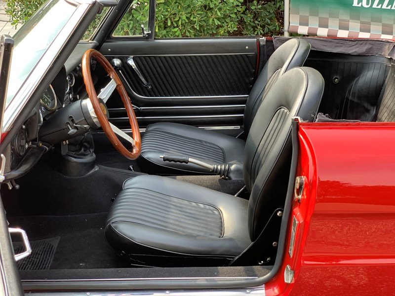 1968 Alfa Romeo Spider - 7