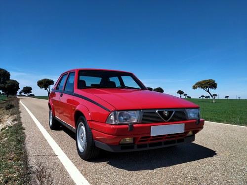 1986 Unique alfa 75 turbo 1st series ,as new! For Sale