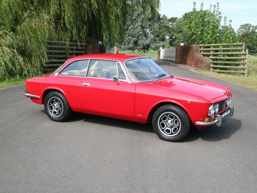 1972 Fully restored £90,000 spent Alfa Romeo 2000 GT Veloce SOLD