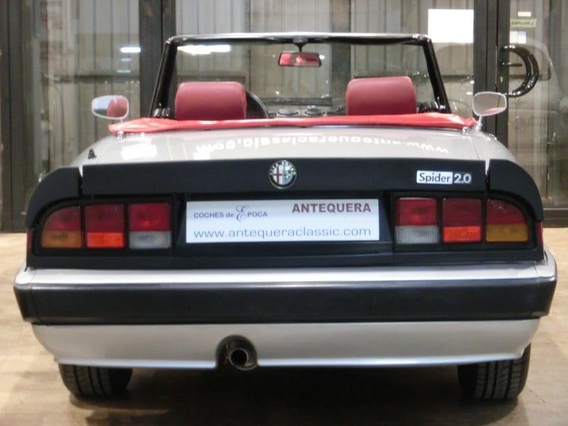 1989 Alfa Romeo Spider - 4