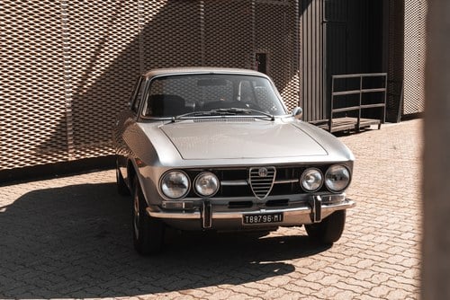 1974 ALFA ROMEO GT VELOCE 1750 For Sale