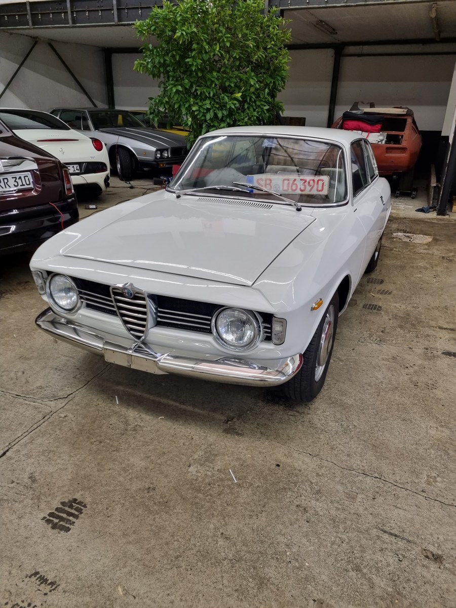 1966 Alfa Romeo Scalino Veloce 1600 In Saarbr cken Germany For Sale 1966-alfa-romeo-scalino-veloce-1600-in-saarbr-cken-germany-for-sale