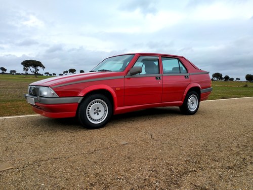 1988 Original preserved Alfa Romeo 75 2.0 twin spark In vendita